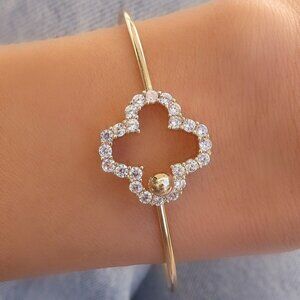 Crystal Orion Steffy Cuff